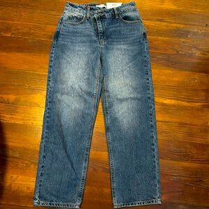 NWT AND NOW THIS crisscross Jean size 26